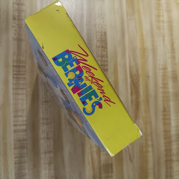 Weekend At Bernie’s VHS 1989 Andrew McCarthy Jonathan Silverman Ted Kotcheff Com - Picture 6 of 8